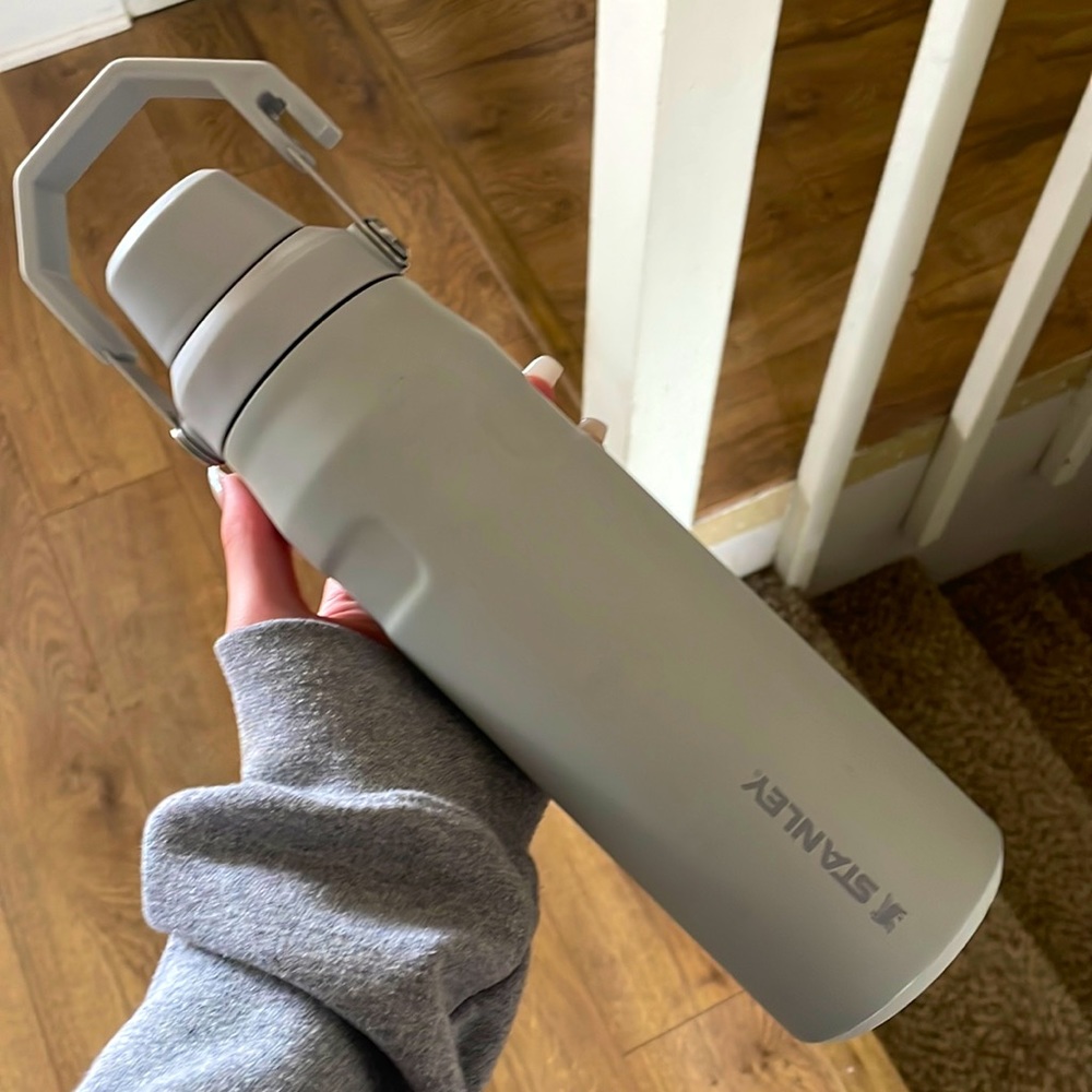 24oz Stanley (only had it for a few weeks)